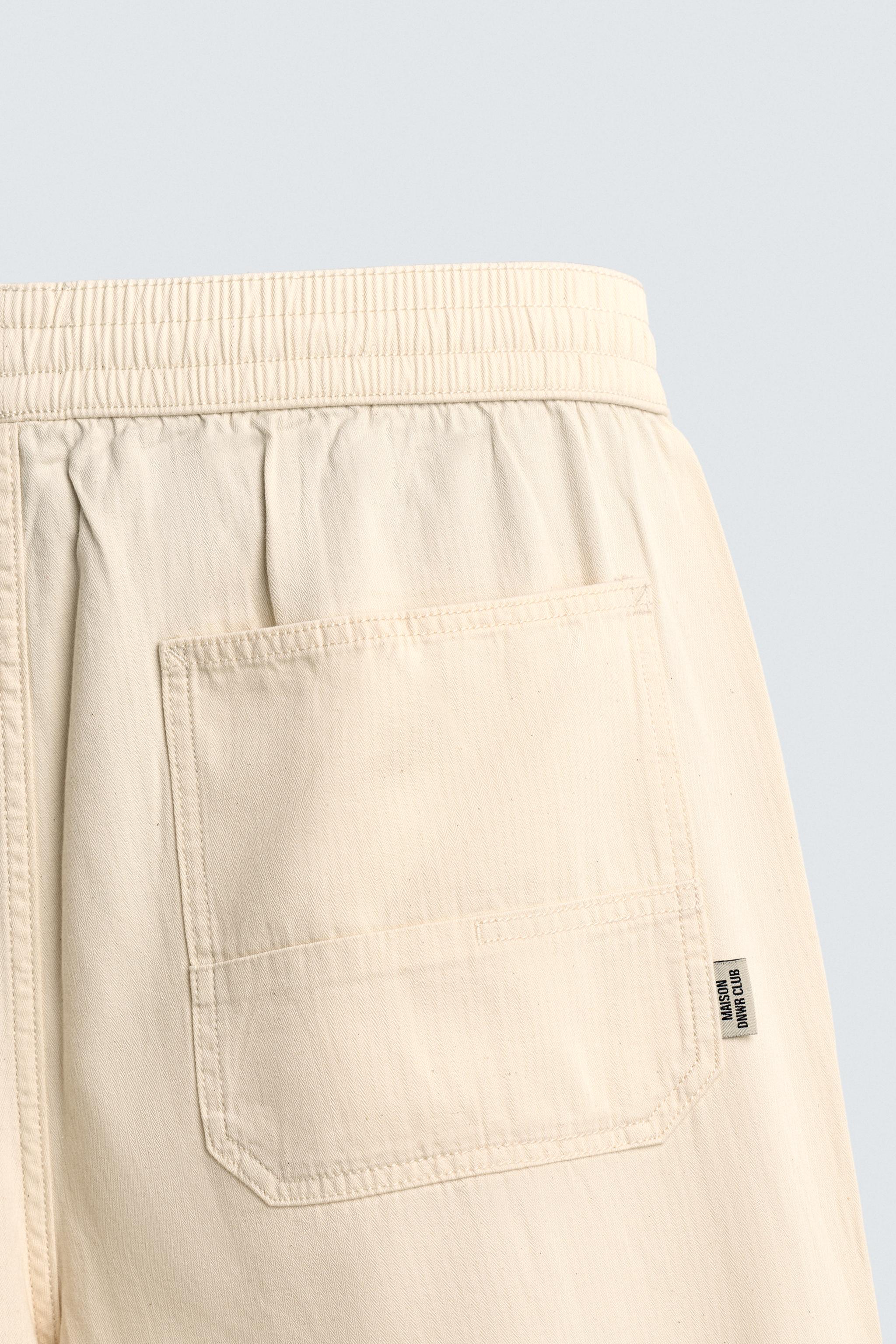 PANTALON COUPE DÉCONTRACTÉE À CHEVRONS